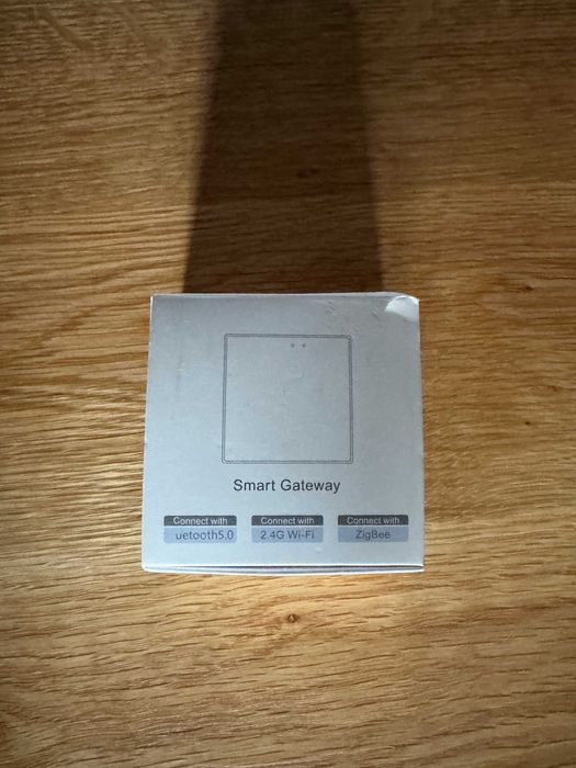 Smart Hub Gateway Tuya Zigbee 3.0 WIFI