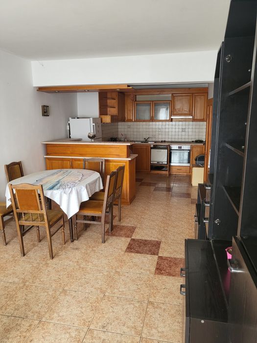 Дава се под наем Тристаен апартамент в Варна, Чайка - 105 кв.м за 663 € - Снимка #1