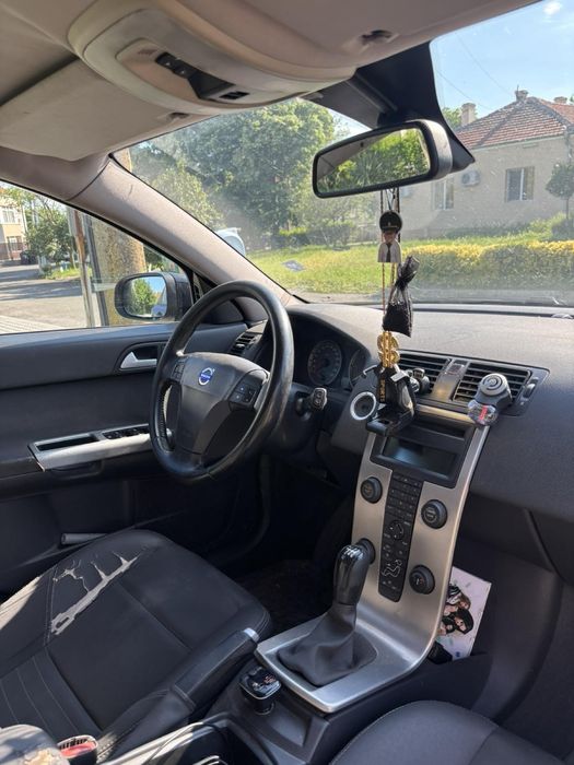 Volvo v50 2.0d 136hp