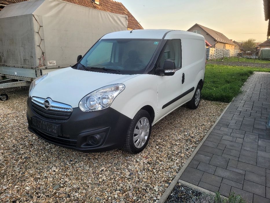 Opel Combo 2017. 1.6 diesel, clima