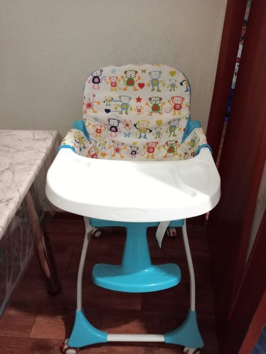 Стол для кормления