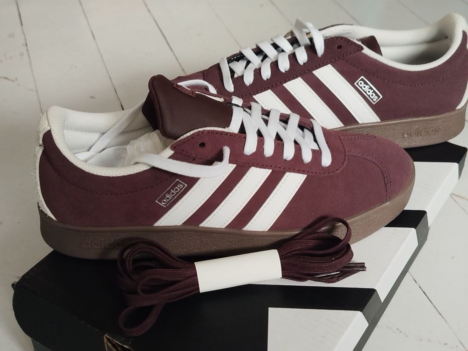 Оригинальные кроссовки Adidas