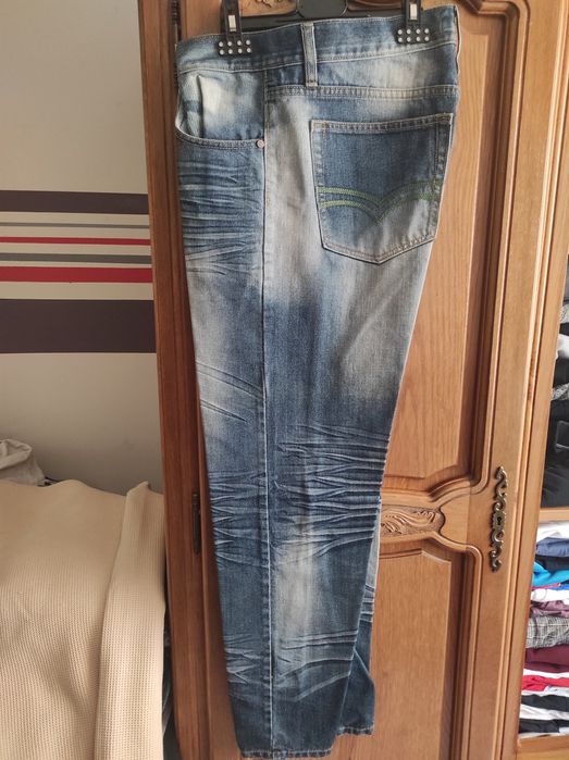 Pantalon blugi, diferite marimi, diferite modele