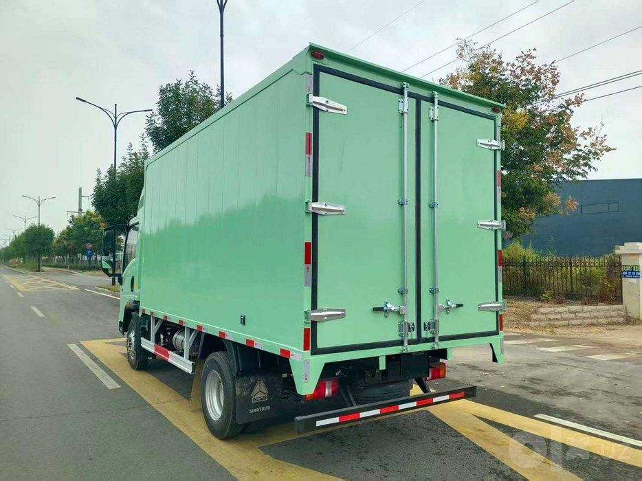 SITRAK C3E 4x2 электрический фургон