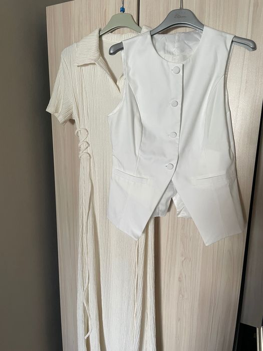 Стахотна миди рокля