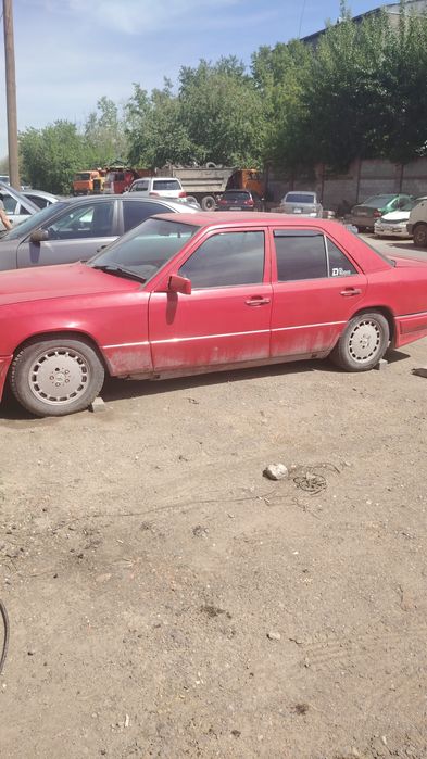 Продам мэрседэс Е 220