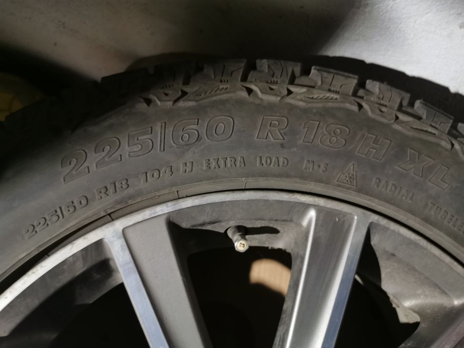Шины летние R18 225/60