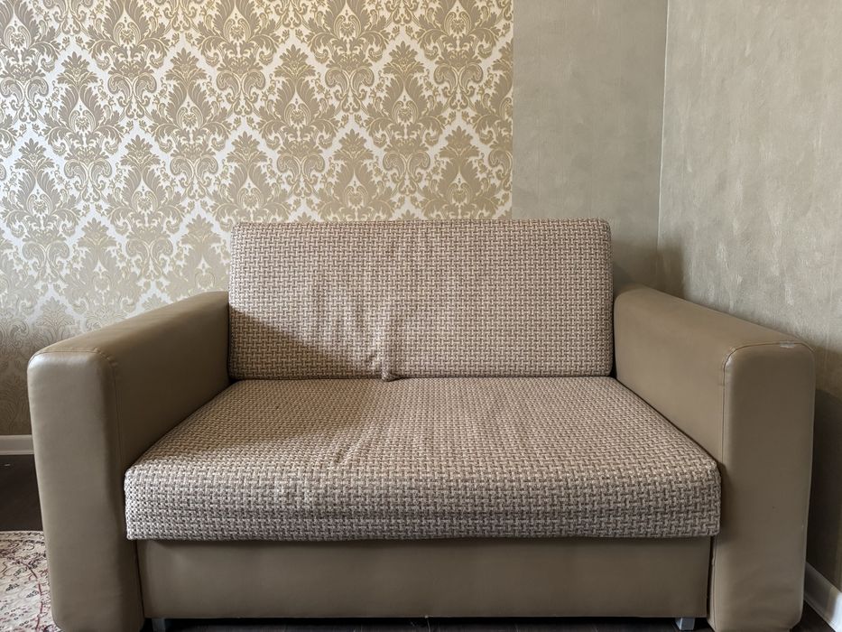 Продается кресло в хорошем состоянии