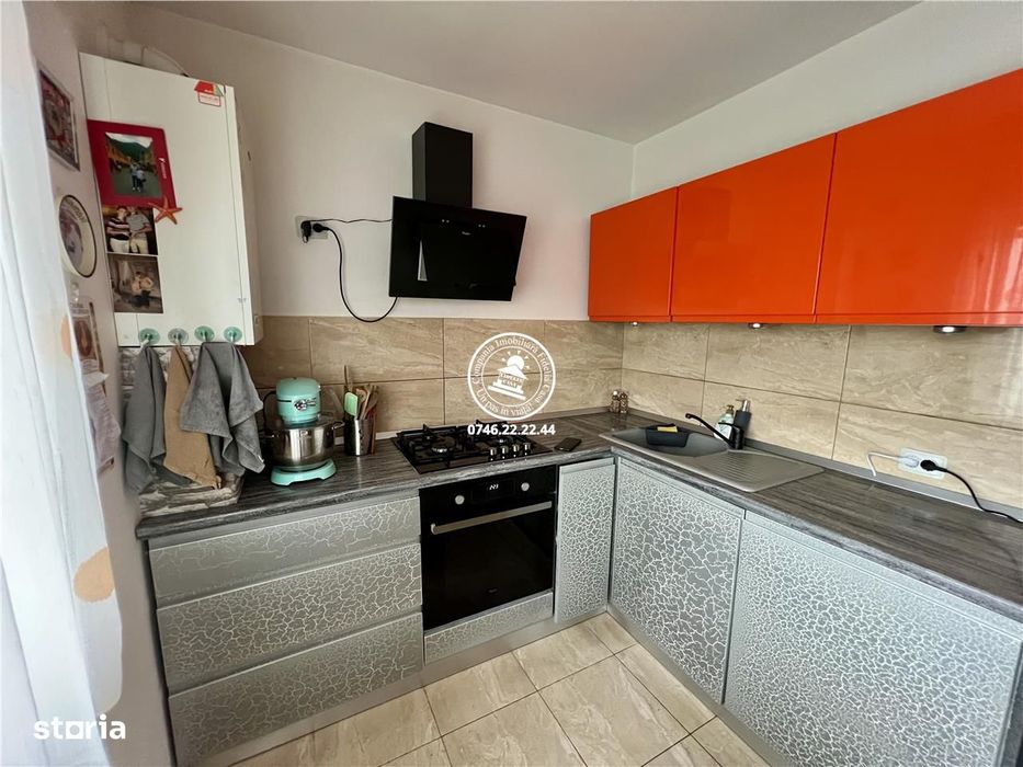 Vila tip duplex de vanzare cu 3 camere si 2 bai, de vanzare in Lunca C