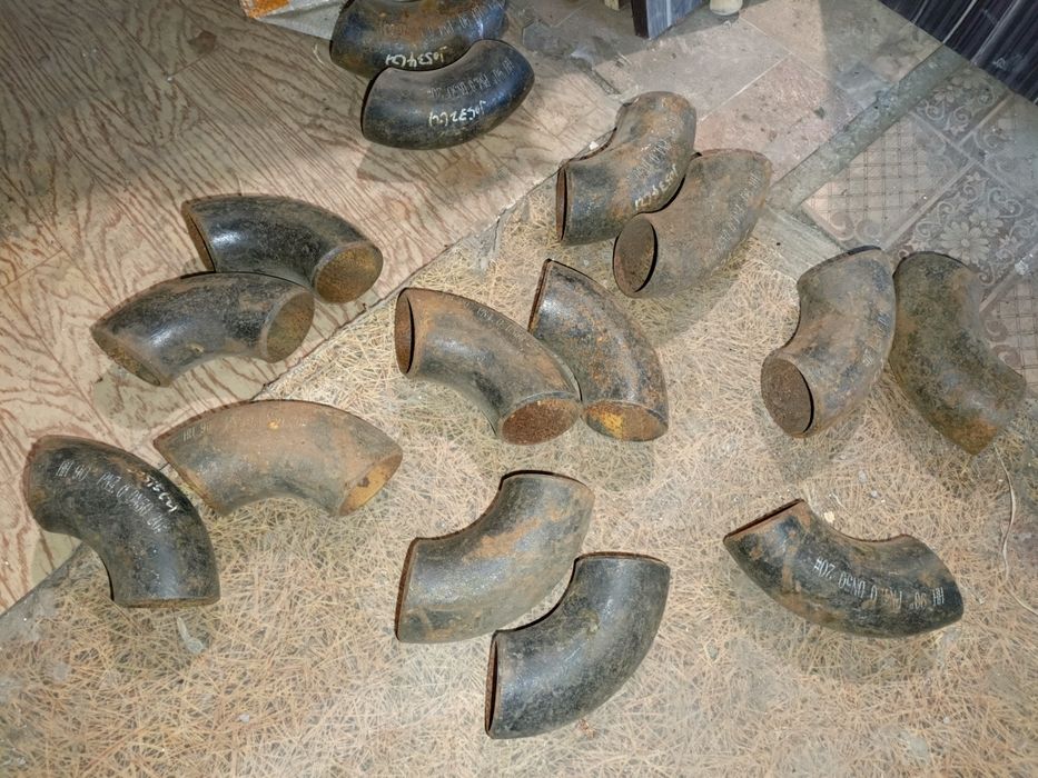 Продам отводы диаметр 50