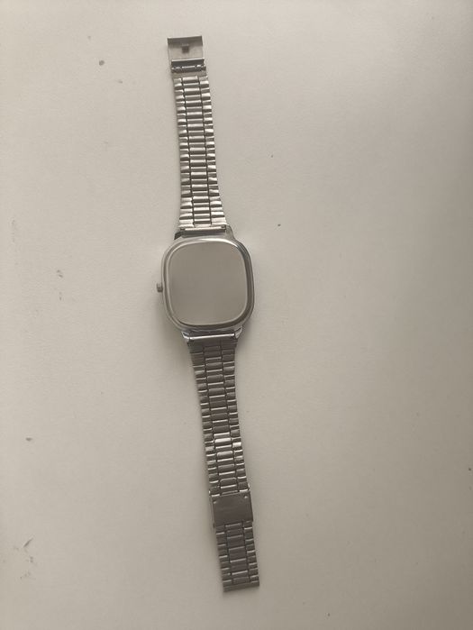 часы продается срочно