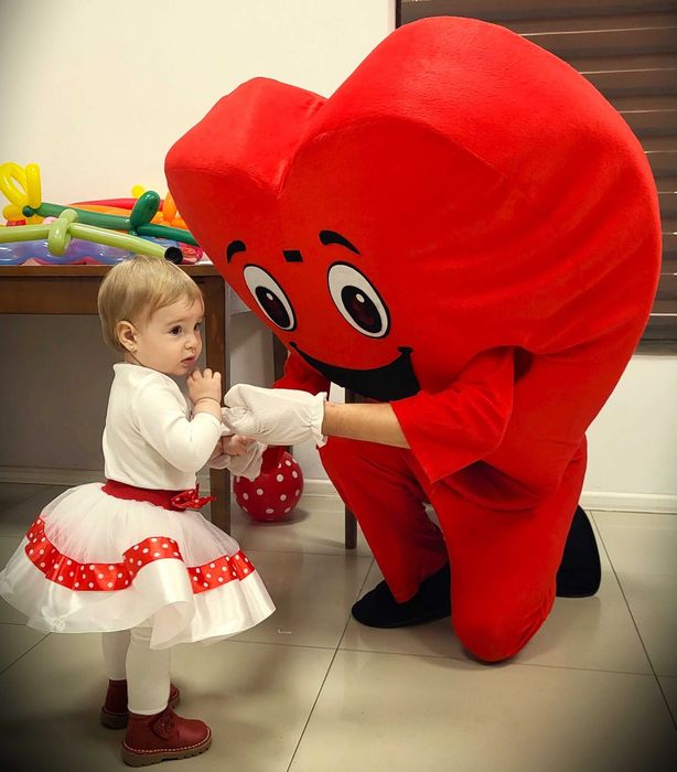 Animatori Petreceri Copii: Mascote-Jocuri-Picturi-Poze = la tine acasă