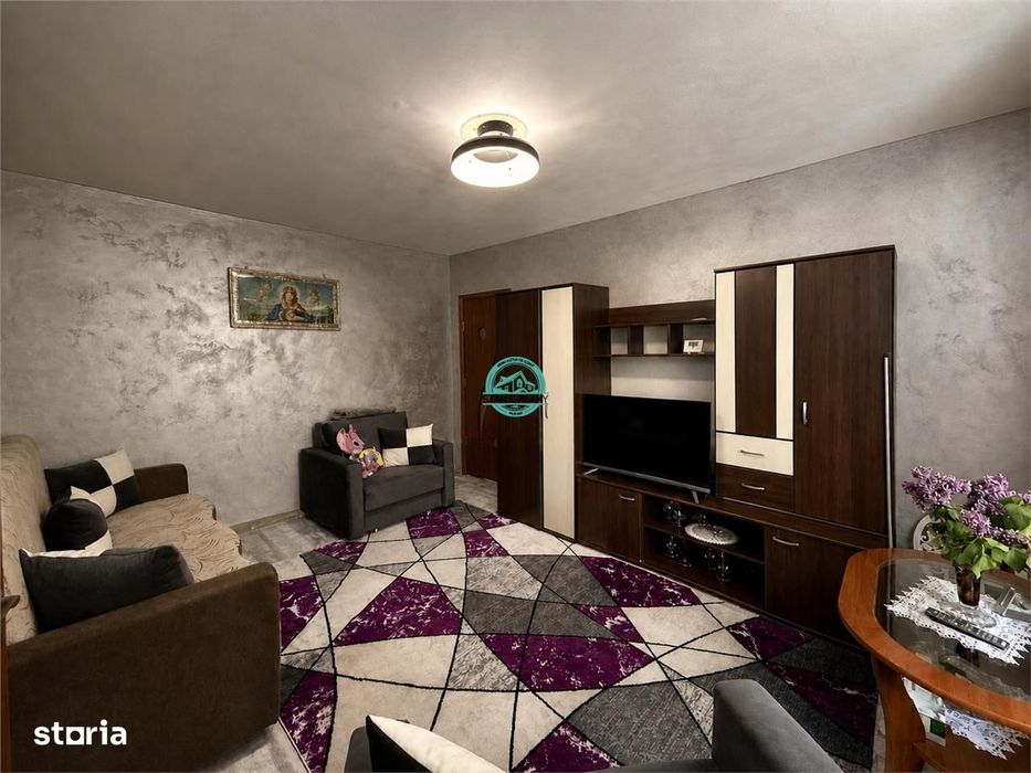 Apartament cu 2 camere de vanzare, 7 Noiembrie, la 400 m de UMF