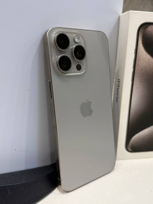 Продам Apple iPhone 15 Pro Max 1TB