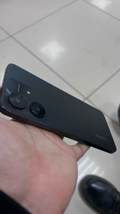 Ralme note 60x телефон