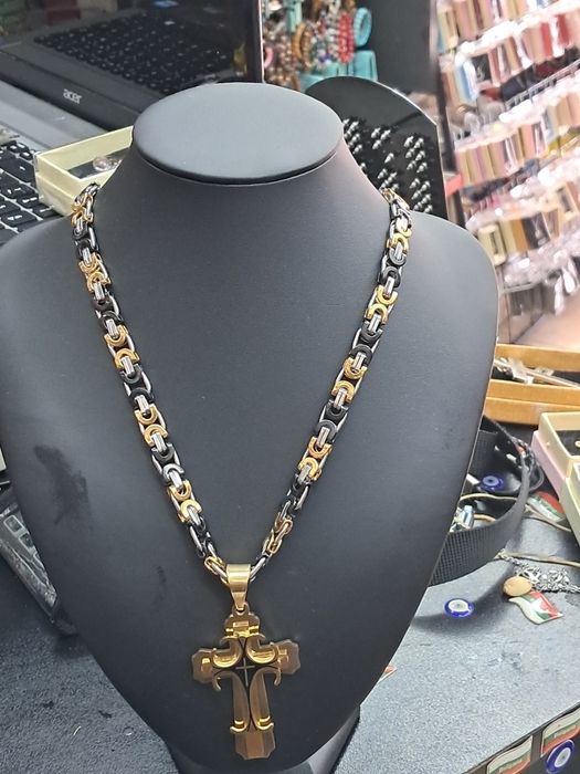 Ланец от медицинска стомана