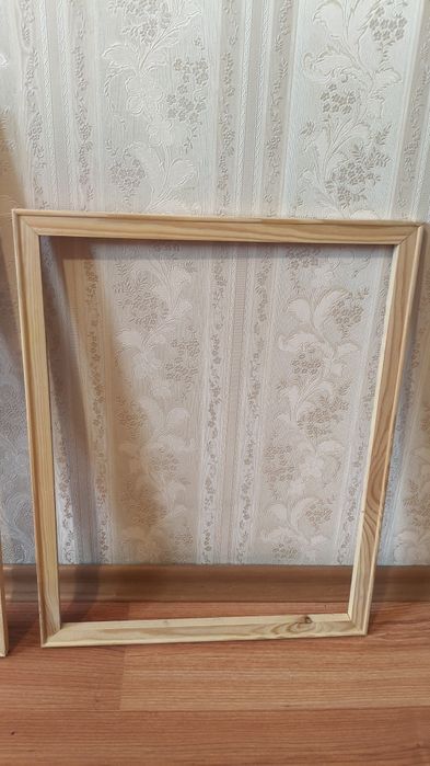 Продам рамки для картин.  .