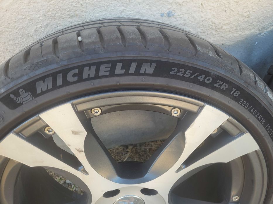 Set 4 roți complete jante aliaj + anvelope Michelin- Stare foarte bună
