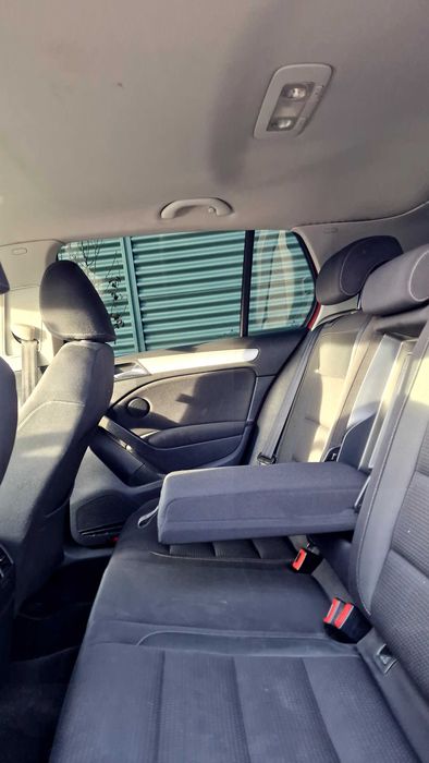 VW Golf 6 1,6 TDI (105 CP) — 2011— 257.000 km — Preț: 4550 €