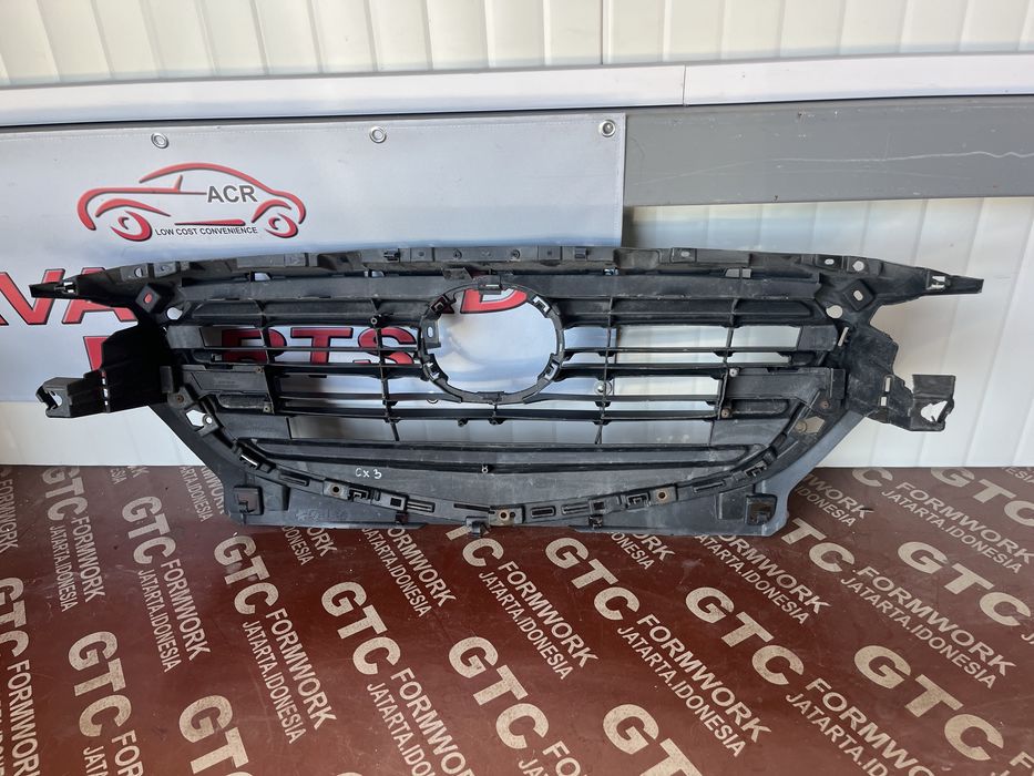 2 броя решетка Mazda CX3