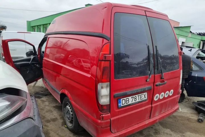 usa portiera stanga dreapta spate timonerie airbag volan pasager centuri plansa ceasuri  bord Mercedes Vito w639 facelift motor 2.2cdi om651 dezmembrez