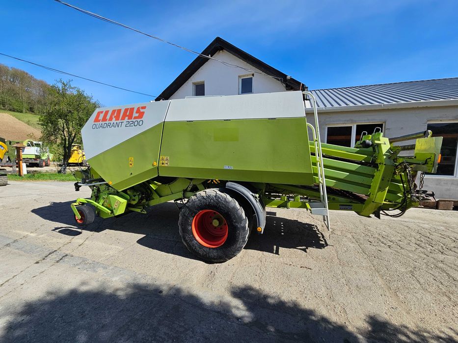 De vanzare presa de balotat Claas Quadrant 2200 — poza 3