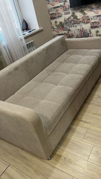 Продам диван в хорошем состоянии