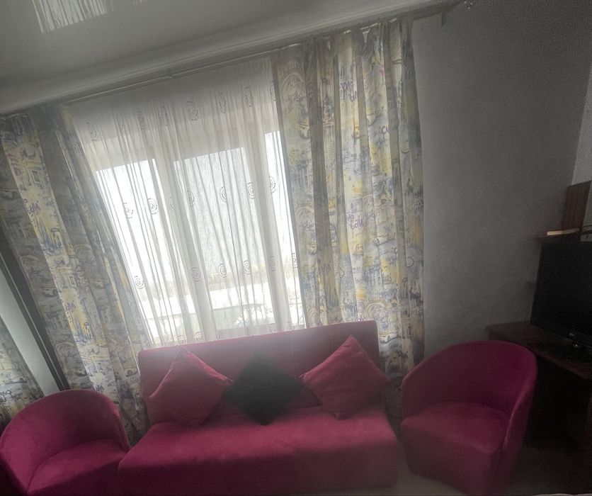 Продам диван с 2 креслами цена за все