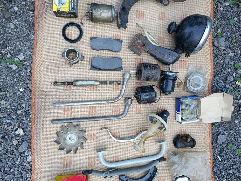 Продам запчасти на УАЗ