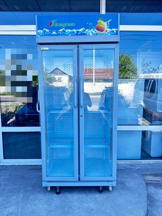 Холодильник витрина