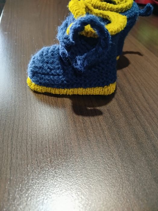 Ghetuțe copii 3-6 luni,noi croșetați acasă!preț 35 de lei