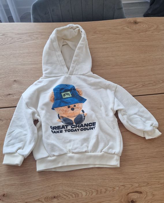 Hanorac Zara marimea 104