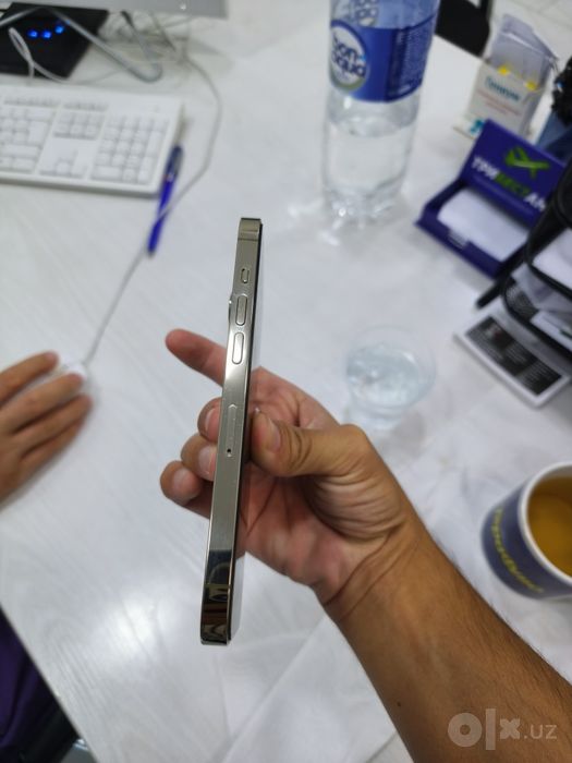 Iphone 14 pro gold
