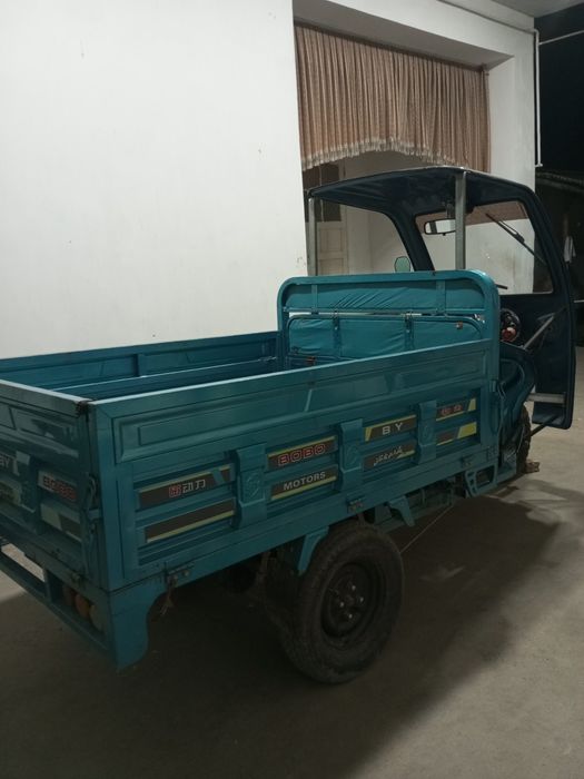 Bobo motors sotiladi