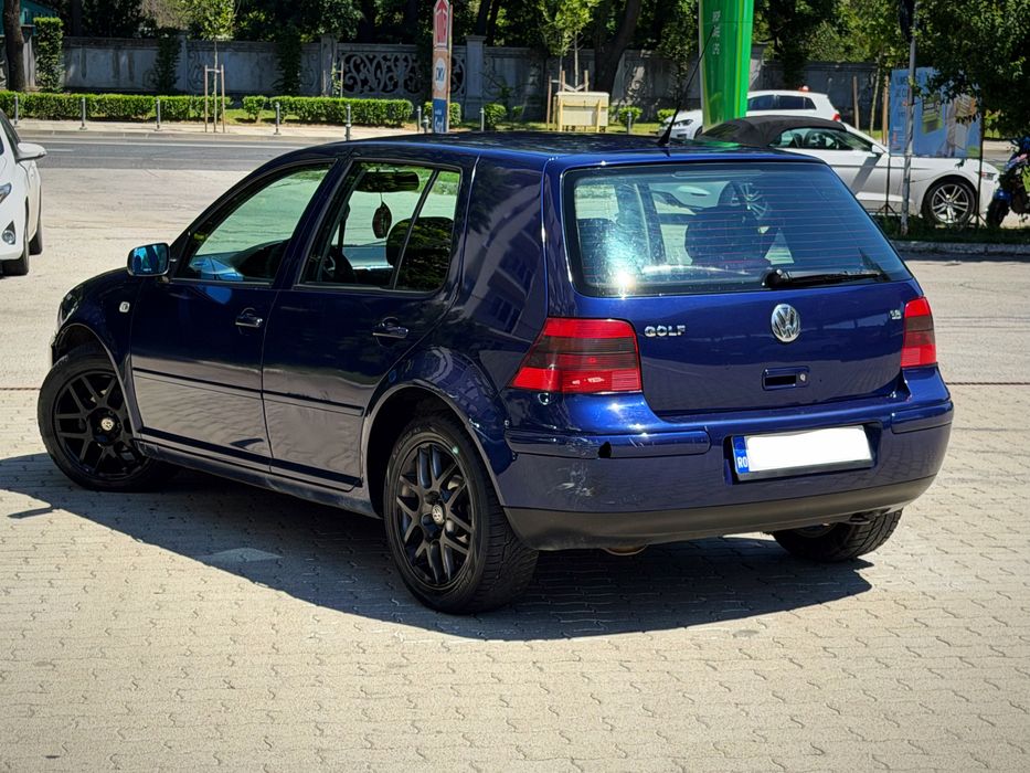 Parc Auto/ Vw Golf 4/1.6 Benzina/650€ Fix