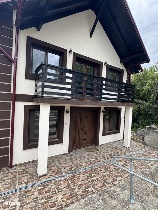 casa vilă de vânzare la 8km de Râmnicu Vâlcea