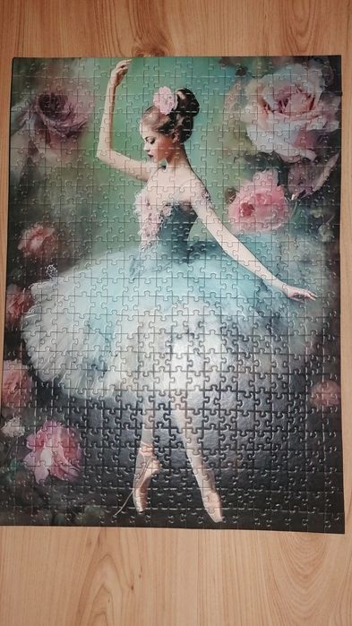 Vând puzzle, tablou