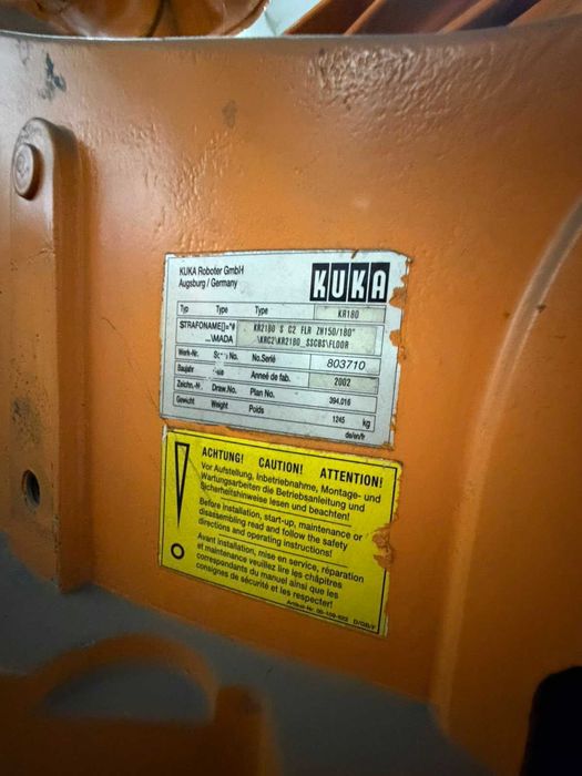 Индустриален робот KUKA KR180 industrial robot