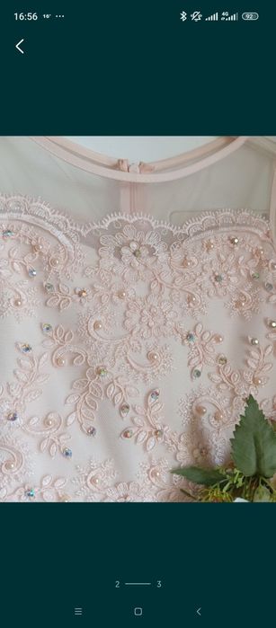 Платье шикарное на девочку