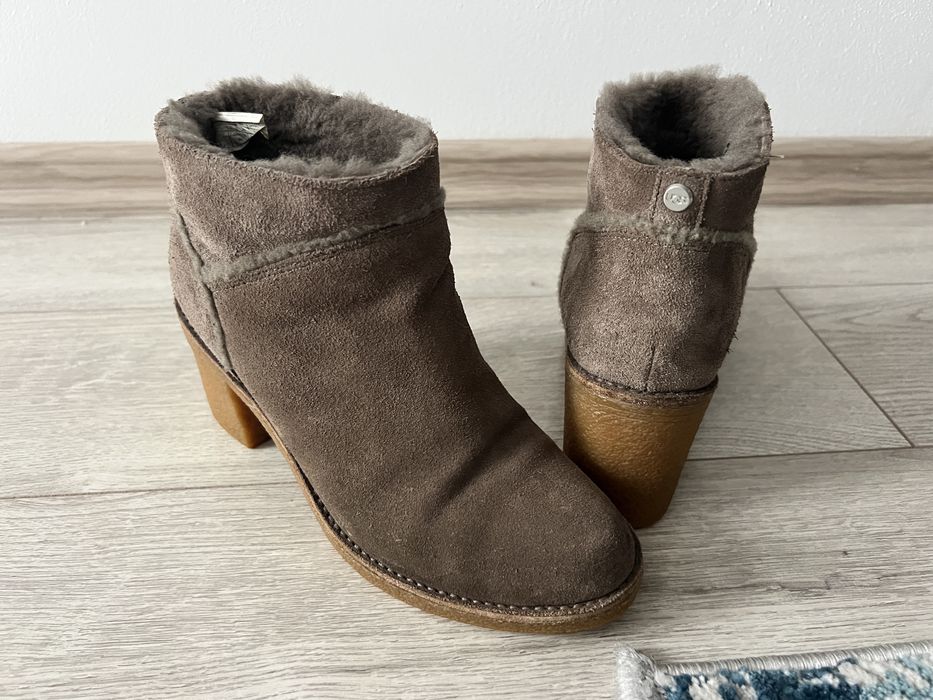 Botine/ghete Ugg-uri originale 38