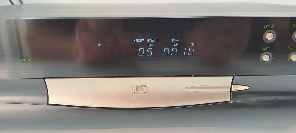 Harman Kardon HD 750 CD player TOP DAC HDCD