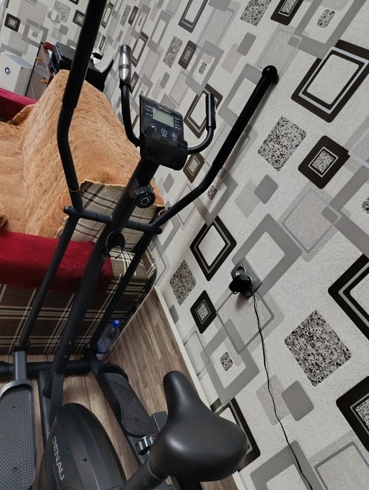 Эллиптический тренажёр