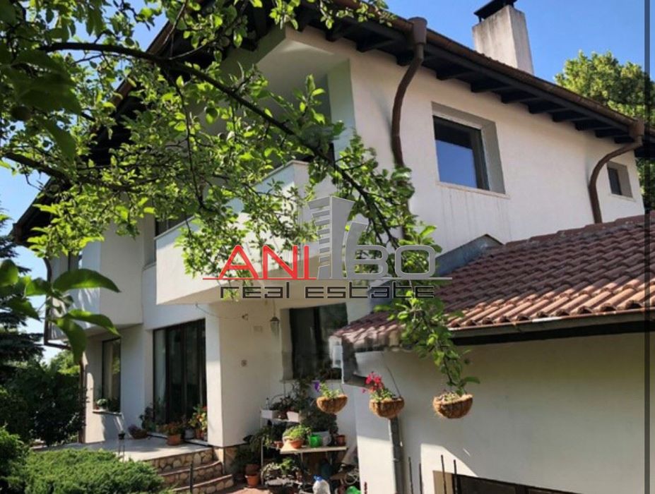 Къща в София-Драгалевци площ 180 цена 590000