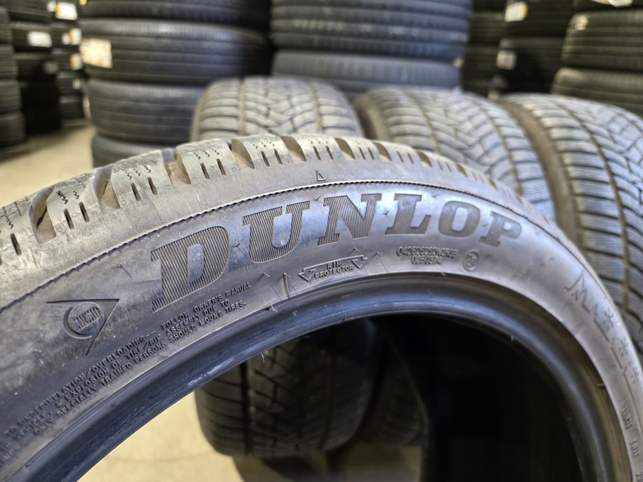 255/45/19 DUNLOP 4бр