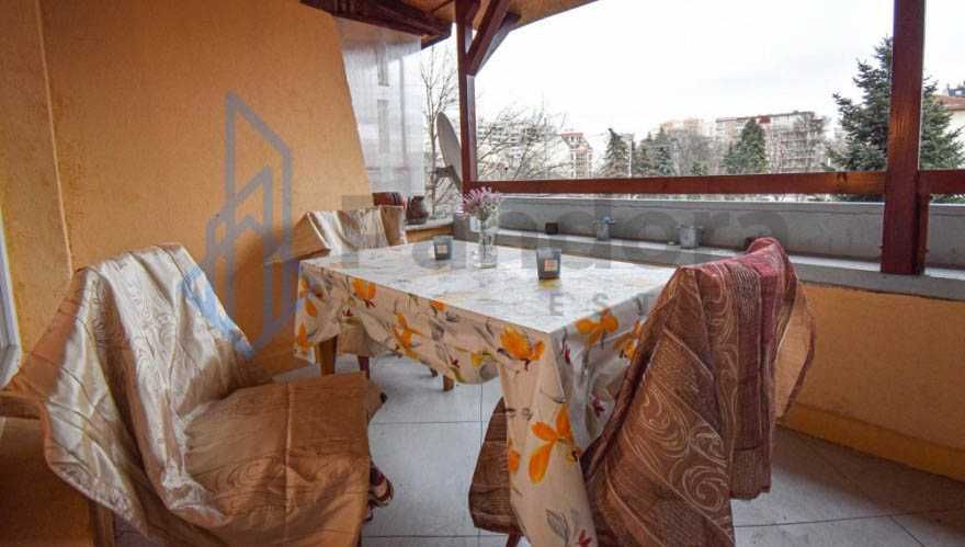 Двустаен апартамент под наем в кв. Бели брези