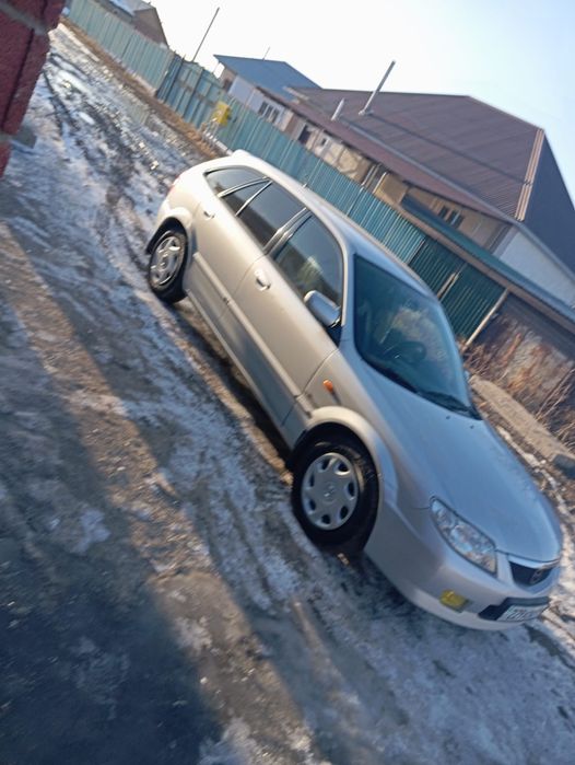 Срочно продам Мазда 323 F