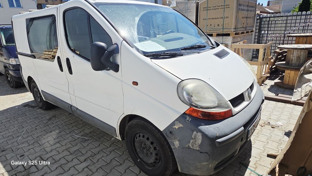 Renaul trafic(opel vivaro) mixt 5 locuri plus marfa