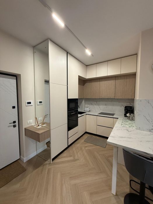 Apartament cu doua camere de închiriat în Sanmartin lingă primăriei