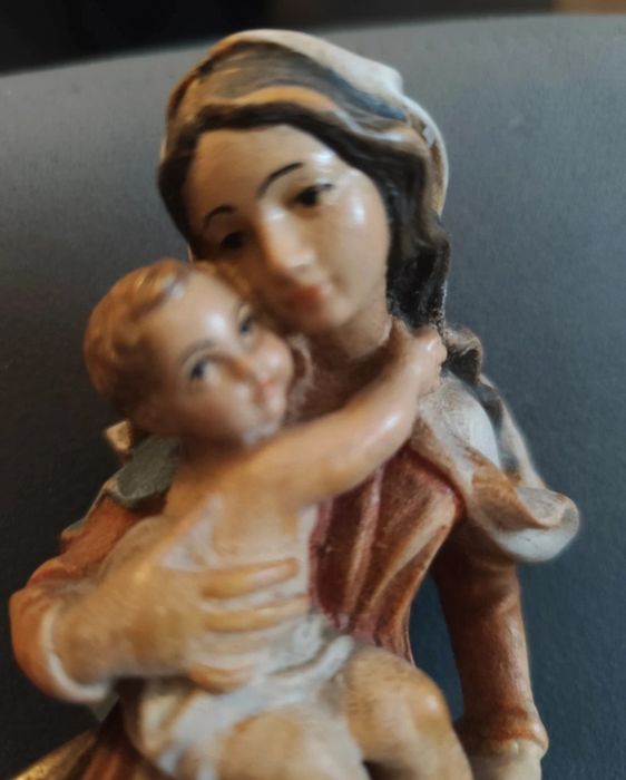 Statuetă Lemn sculptată și pictată manual, Fecioara Maria și Pruncul Iisus