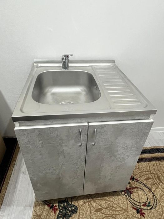 Мойка для кухни новая.